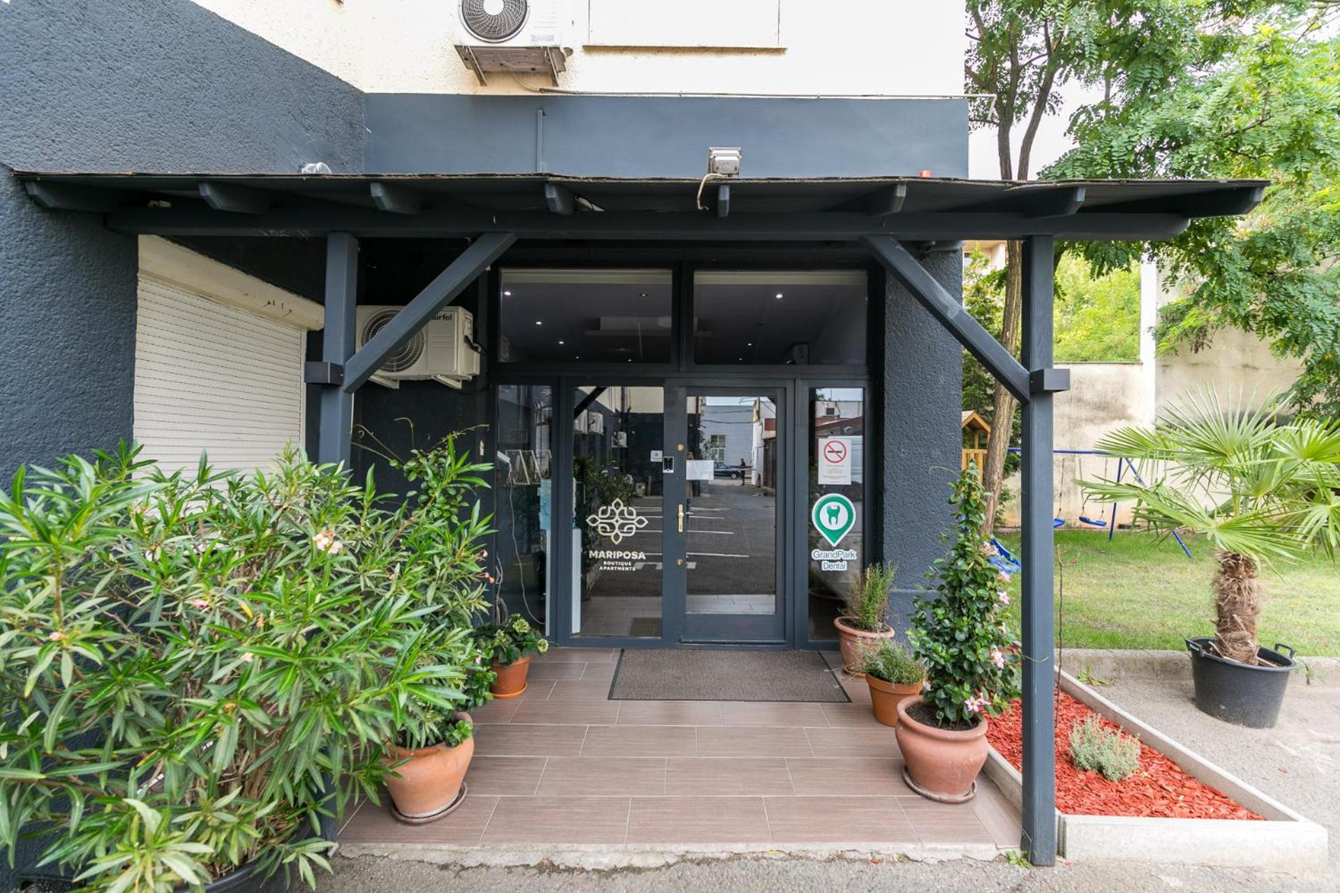 Mariposa Apartments Будапеща Екстериор снимка