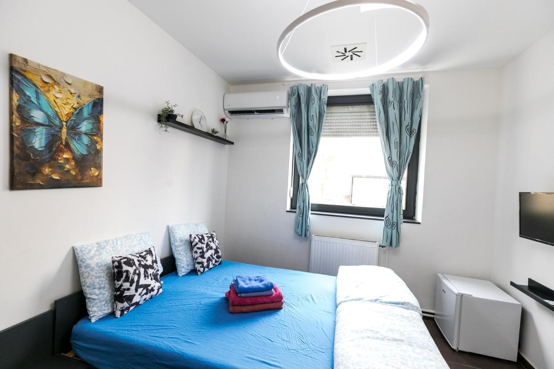 Mariposa Apartments Будапеща Екстериор снимка