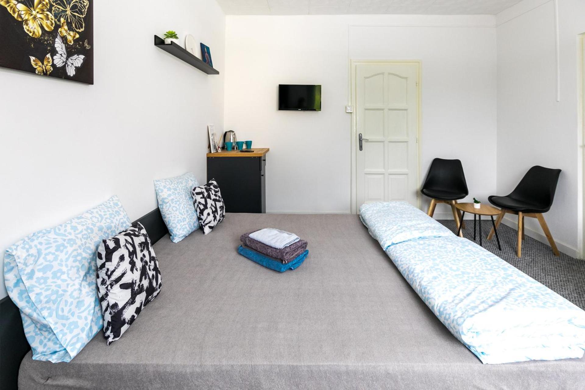 Mariposa Apartments Будапеща Екстериор снимка