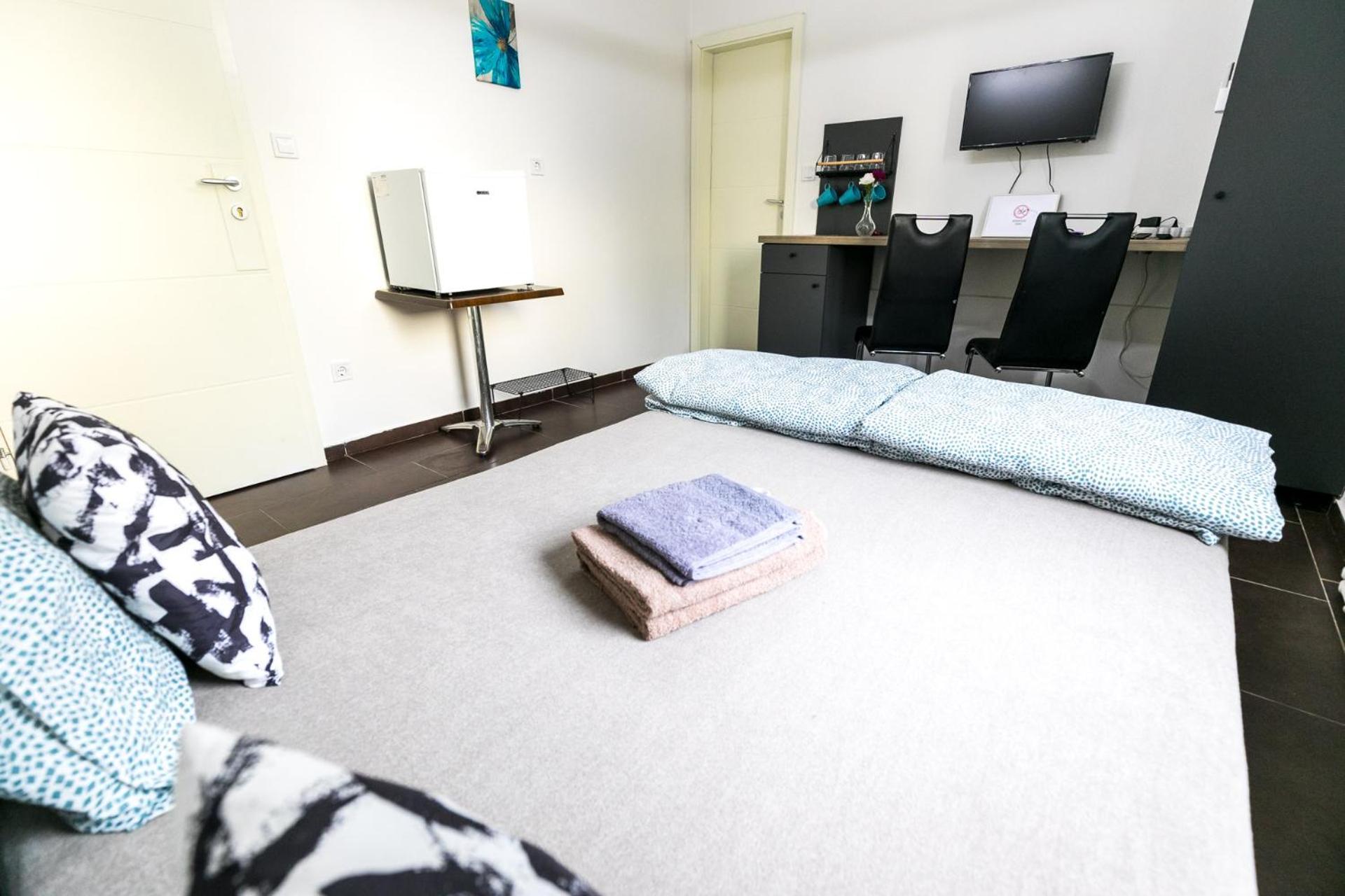 Mariposa Apartments Будапеща Екстериор снимка